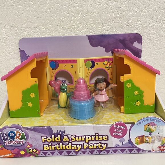 Fisher Price Dora the Explorer Fold & Surprise Birthday Party Playset Toy 2009 - Picture 3 of 9
